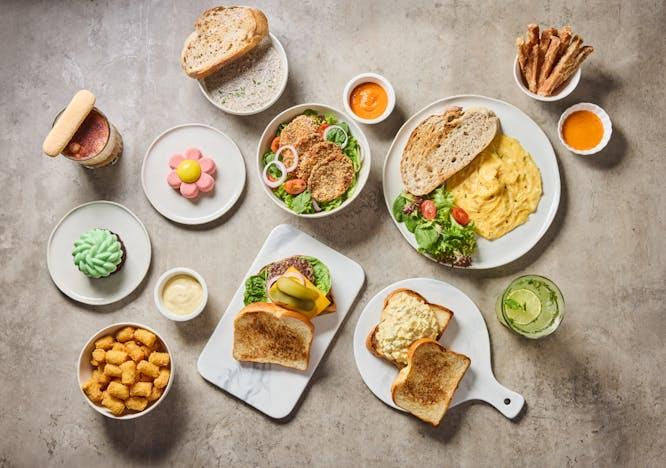 brunch food bread plate food presentation